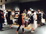 時計は腕に乗せてはめてみなければ本当に良いものかどうかわかりません。まず試すことを重視しています