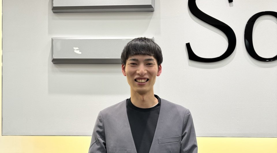 【メンバーインタビュー　Vol.12】入社当時はハンカチ片手に緊張で汗をかきながら接客していた自分。今では店舗を引っ張る役割者。