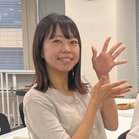小湊 友梨さんのプロフィール