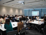 年に2回実施される全体会議