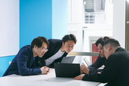 課題に向き合い、互いの意見と向き合う社風です！