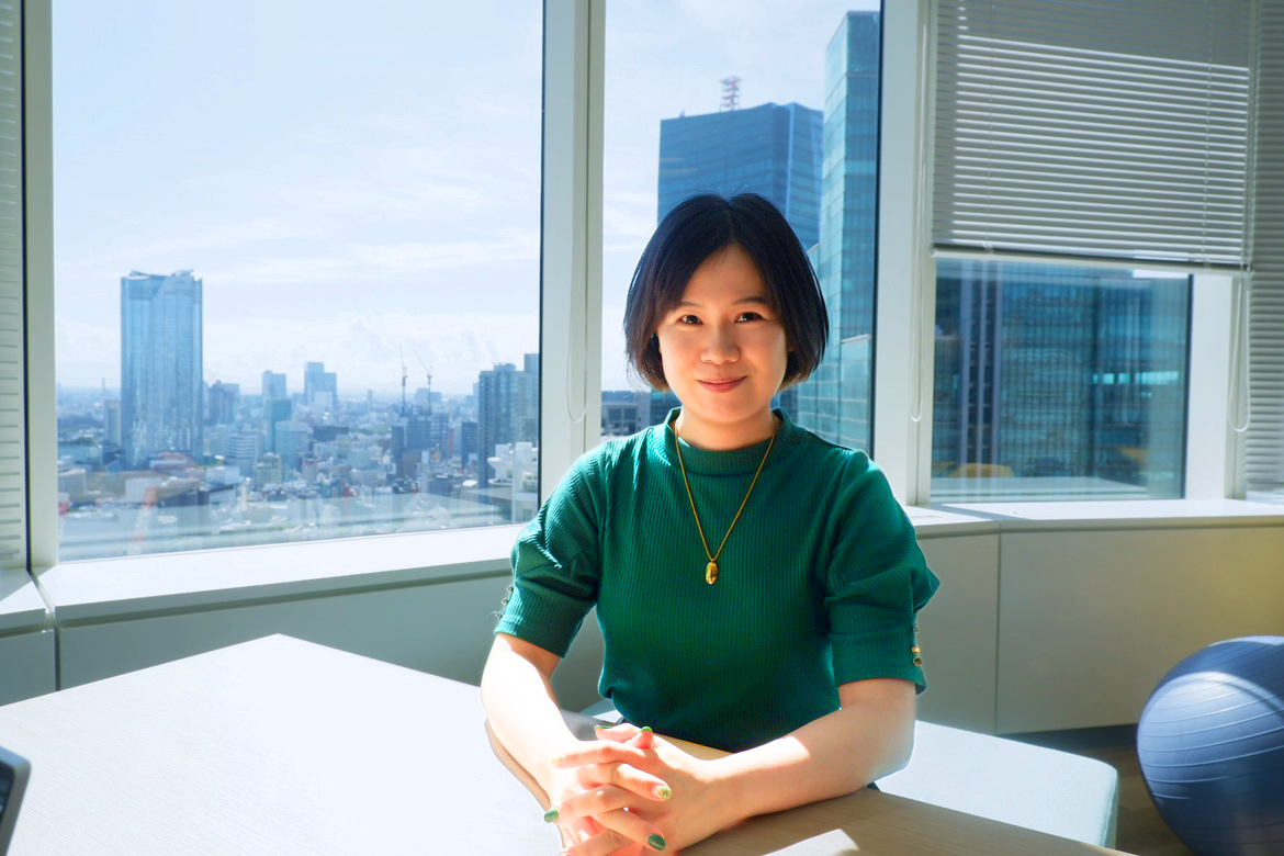 【社員紹介 vol.10】様々なデザインスタイルやジャンルに挑戦できることが大きなやりがい／クリエイティブチーム・UI/UXデザイナー