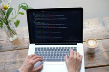 SESから自社開発まで広く関わりませんか？とにかく技術者ファーストの会社！