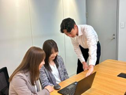 弊社の投資先である複数のベンチャーキャピタルのファンドマネージャーに登壇していただき、ベンチャー投資の最前線の勉強会を定期的に開催し、情報をアップデート