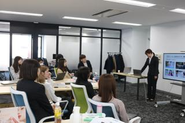 若手中心の環境！！