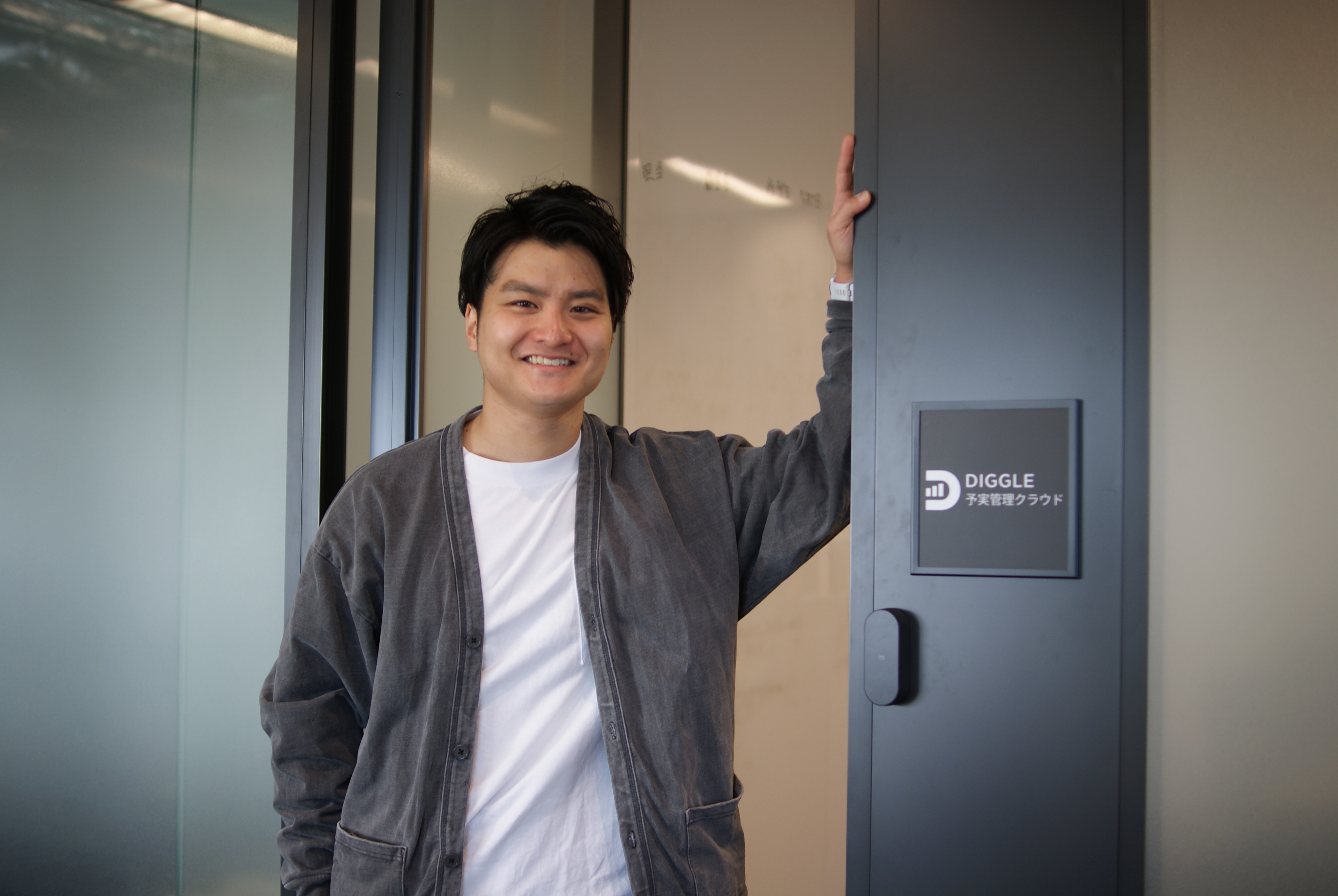 大手メーカー財務部からSaaSスタートアップへ転職〜企業の成長と自分の貢献を可視化できる仕事を求めて〜