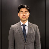 山田 真弥