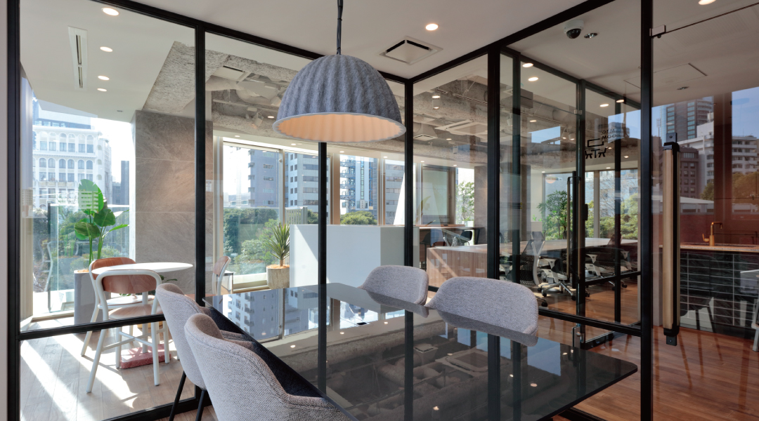 +SHIFT NOGIZAKA　内装！！