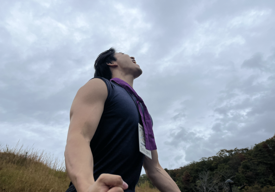 会社でガチ〇〇！？熱いチームワークがここにある！