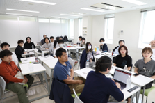  働き方は相談にて！チーム体制での社内開発です！社員雇用のみ！
