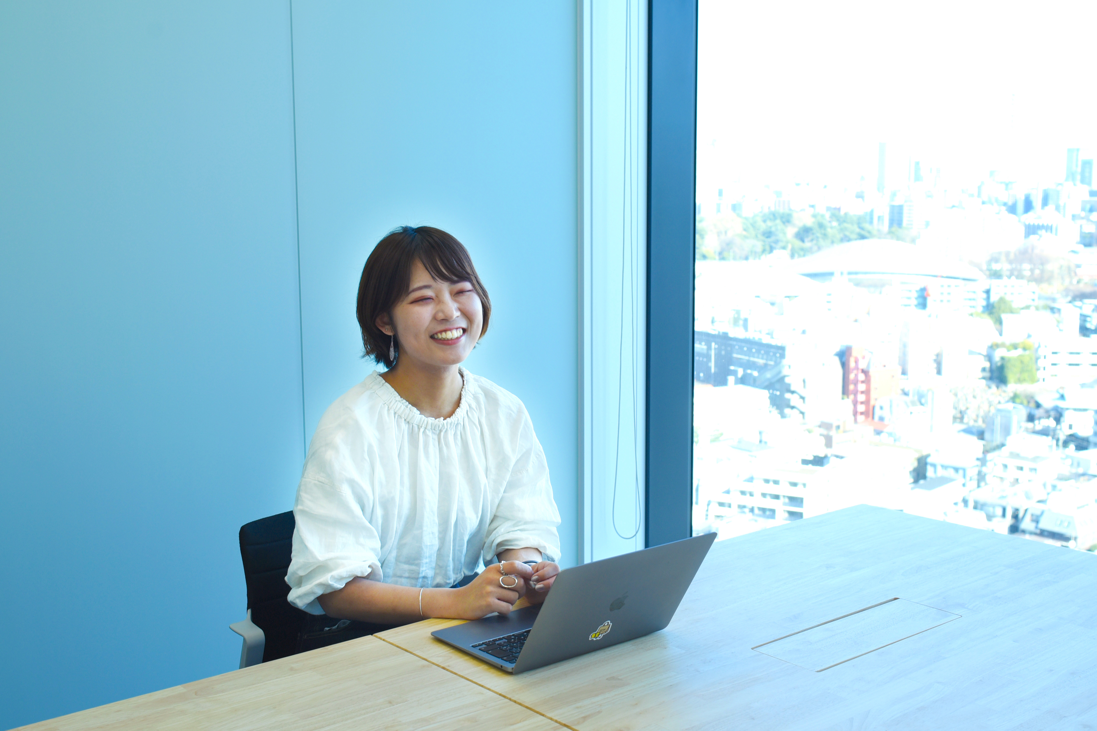 カイロスマーケティングの「ひと」を１番知っている人でありたい採用広報。社内のどこにでもいる佐藤さんに想いを聞いてみた