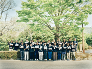 製造から販売まで異なるバックグラウンドをもった社員が働いています。