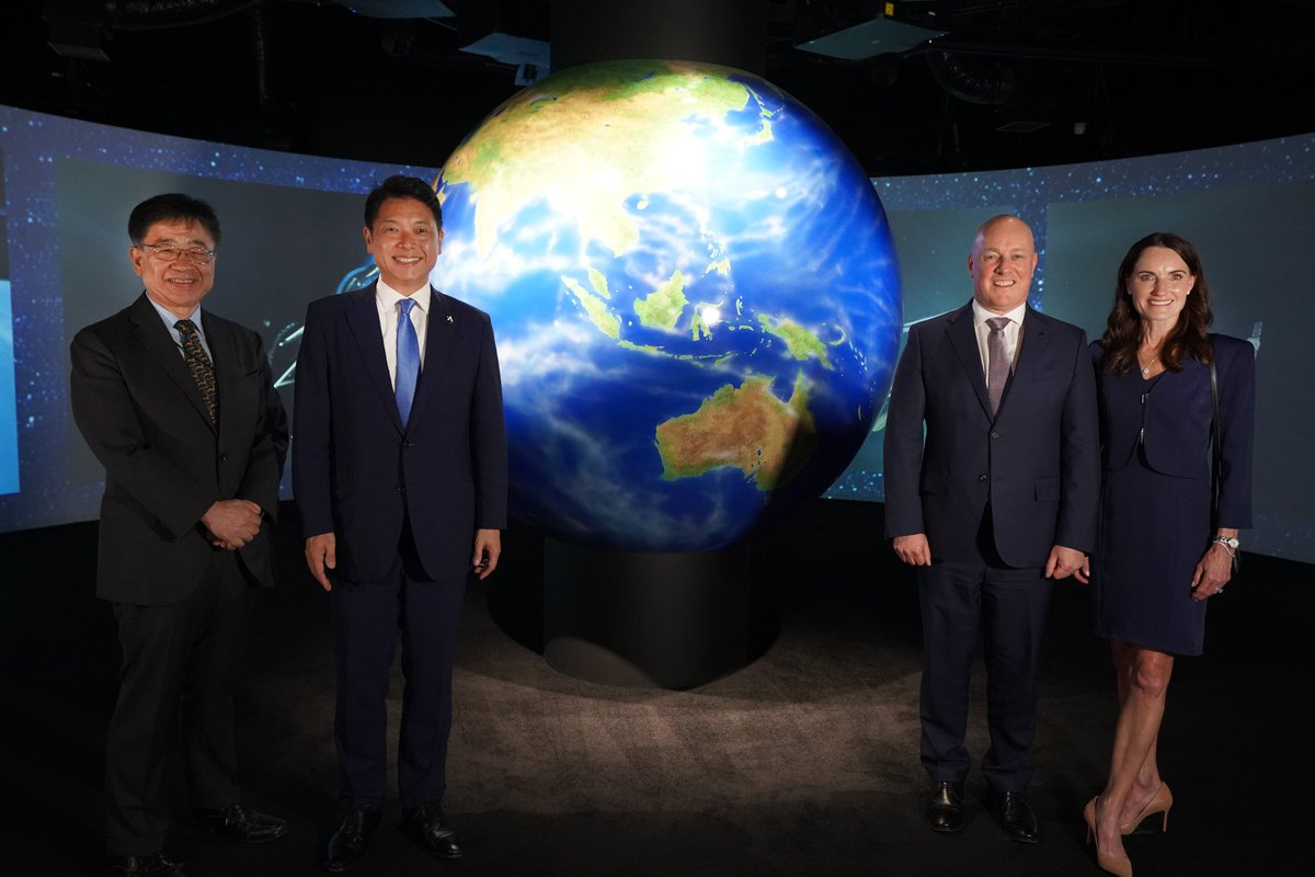 ニュージーランドのラクソン首相が来訪