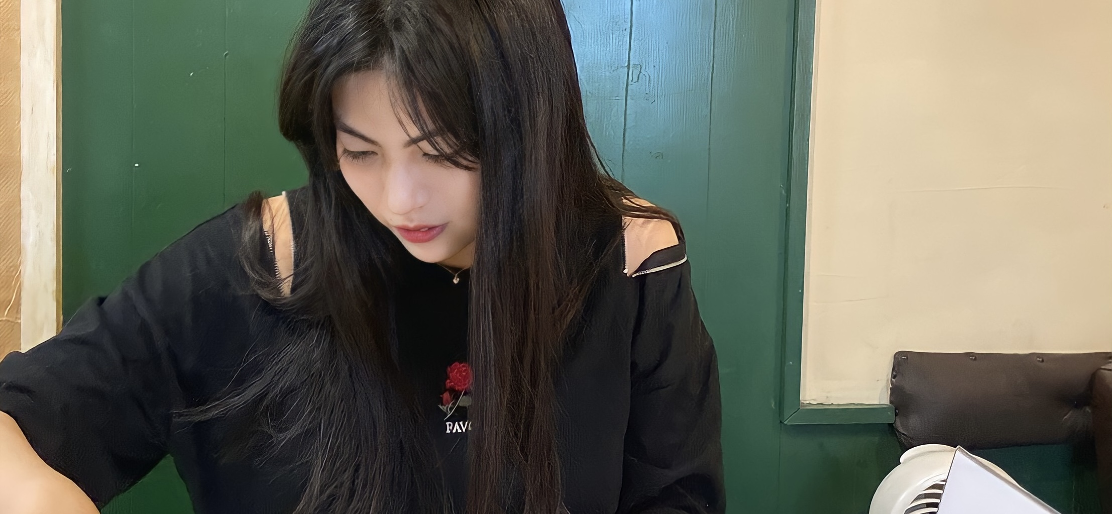 【インターン生インタビューVol.7】Alumnote運営のGiving Campaign参加者の立場からインターンとして入社。大学内外につながりを増やすきっかけに。