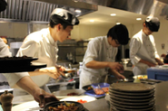  お客様が喜んでくれるお料理、サービス！ それを超えたわくわくやドキドキ！ お客様の喜ぶ顔を想像して作ることが大好きです！