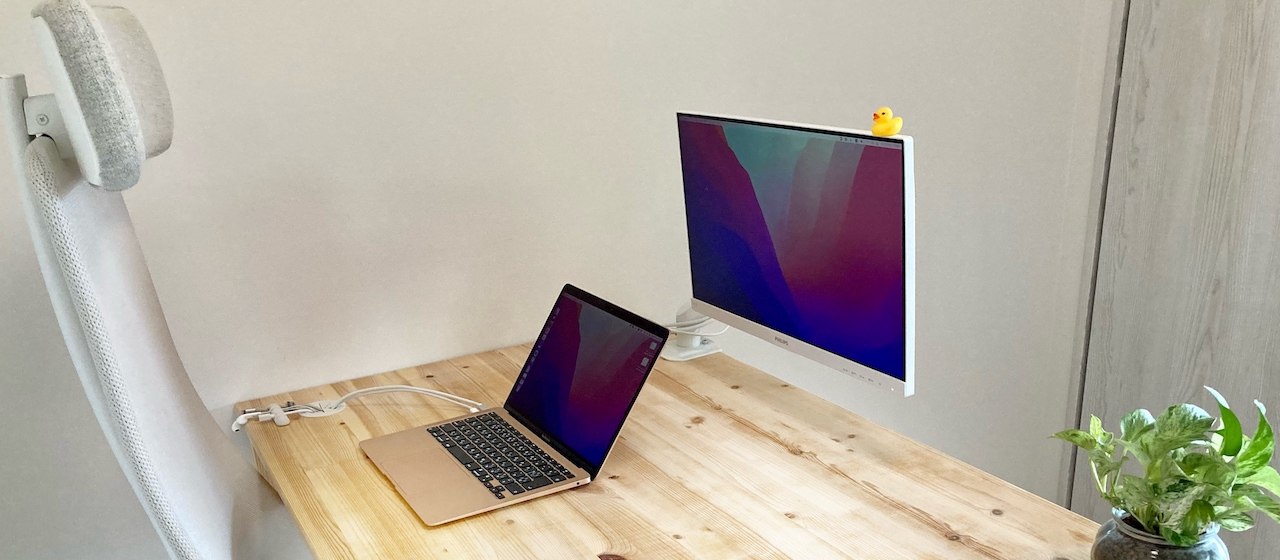 在宅勤務のイチオシアイテムはこれ！みんなのワークスペース紹介〜営業・企画・コーポレート編〜