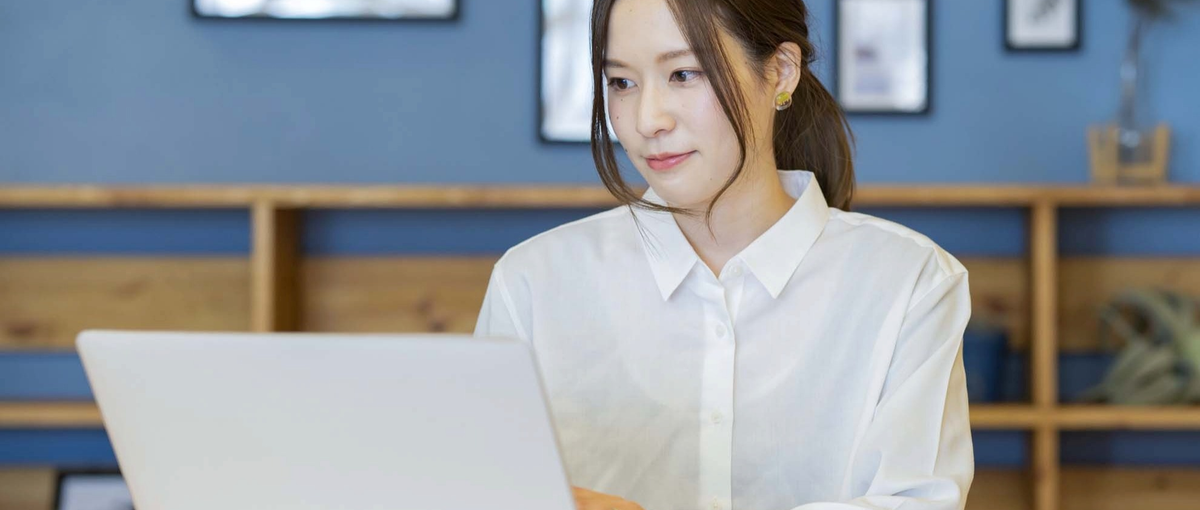 反響営業｜スクールの拡大に向けて成果にコミットできる営業担当を募集！