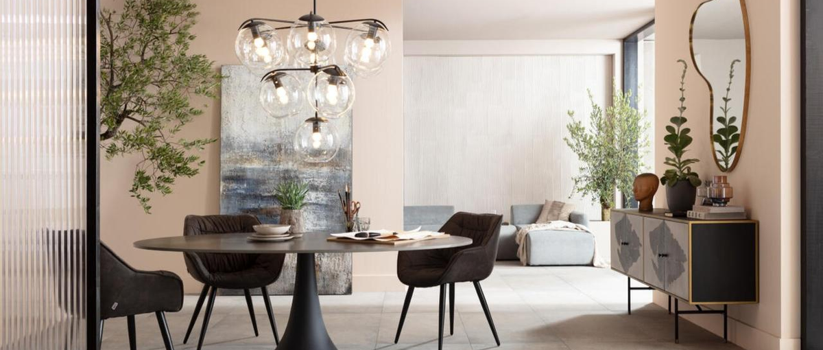  家具だけ、じゃない。心がひろがる空間と時間をつくる仕事。