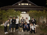 ホスピタリティ産業をテクノロジーでアップデートするという大きな挑戦。その最前線で事業を創る仲間たちです。個人の「やりたい」という想いを尊重し、全力でサポートするカルチャーが根付いています。