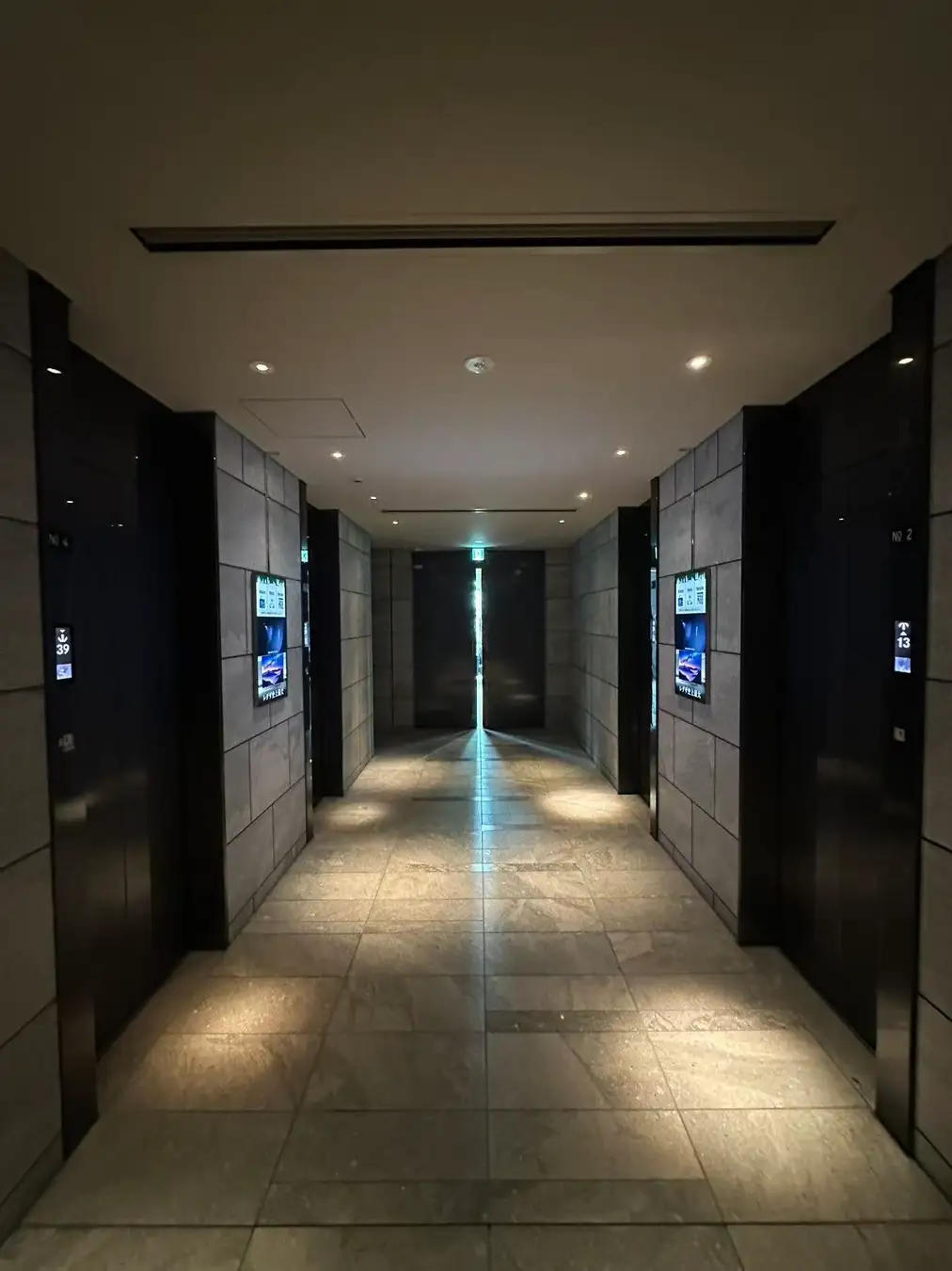 【ニュース】フォーカスメディアジャパン、首都圏・関西圏の分譲マンションへのデジタルサイネージ展開を開始