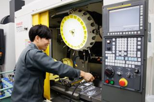 その頑張りはしっかり反映される！新卒技術職募集中！！