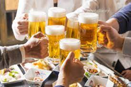 仕事終わりはみんなで乾杯🍻