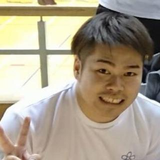 川満 稜