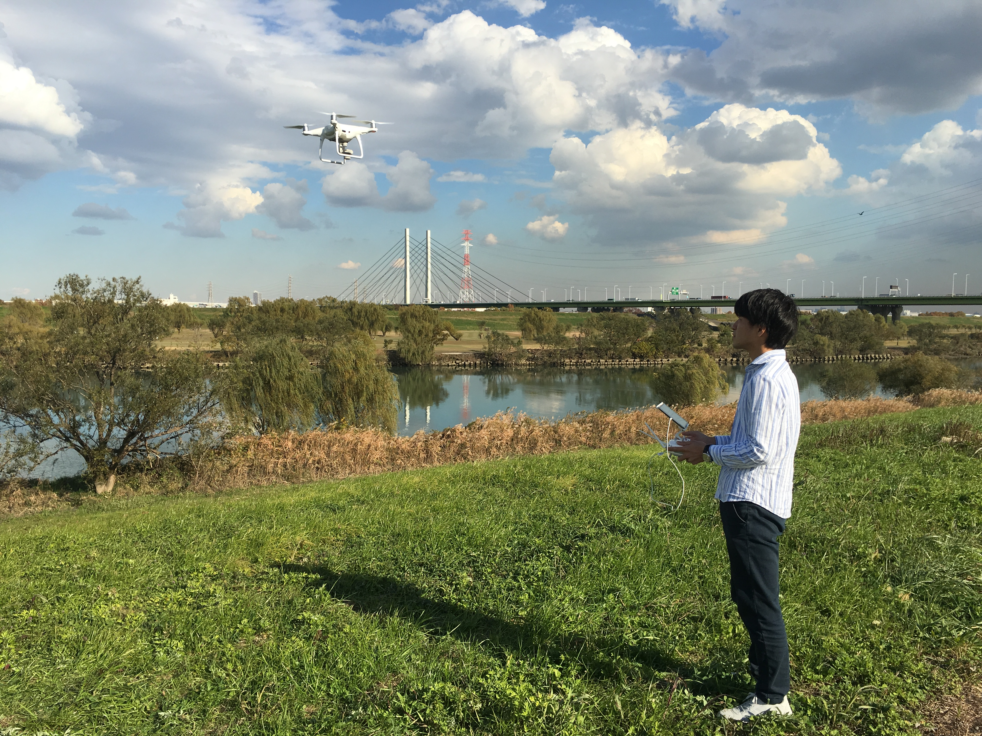 大手企業を辞めて、ドローンベンチャーへ。非合理な判断をした理由。