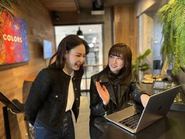 普段関わらないような他職種の方とライフスタイルを共にする機会が多く常にクリエイティブが生まれてます。