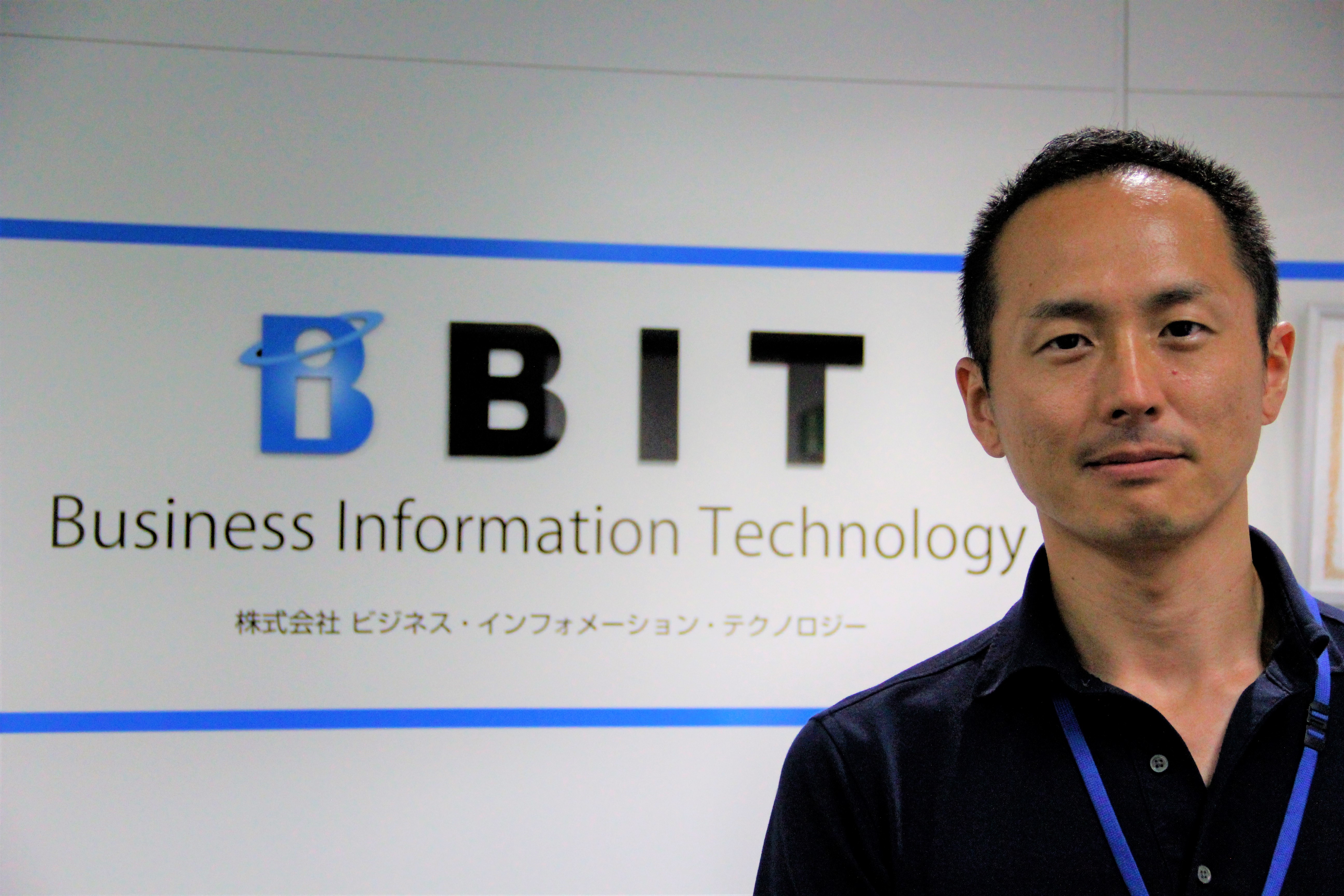 「キャリアチェンジも成長手段の一つ！」仕事と家庭を両立しながら仕事を楽しむ入社12年目の課長の声。