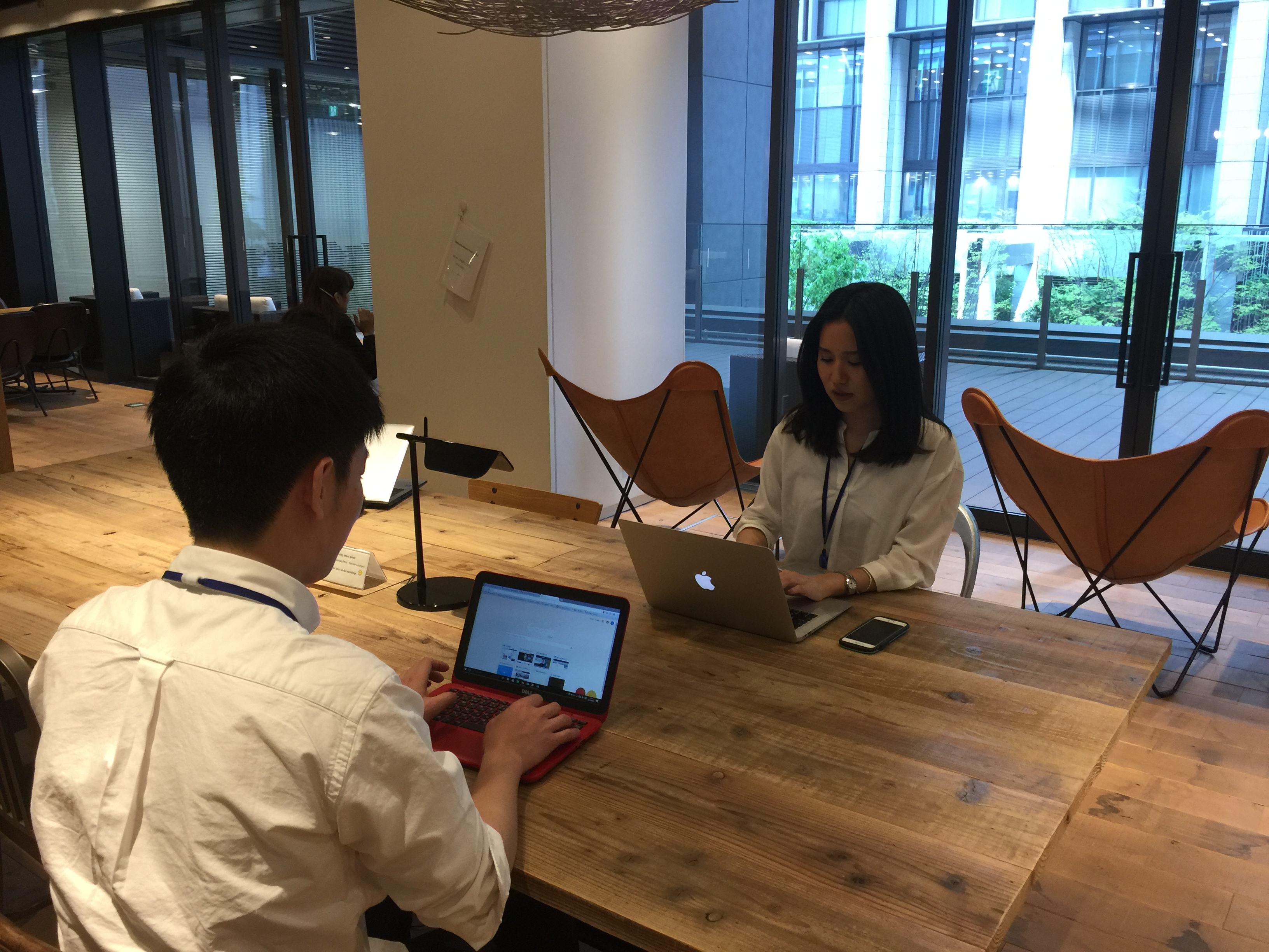 実は楽天より出資を受けています。