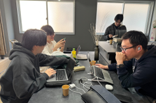 研修超充実！早々に実務経験をつけてエンジニアになろう。