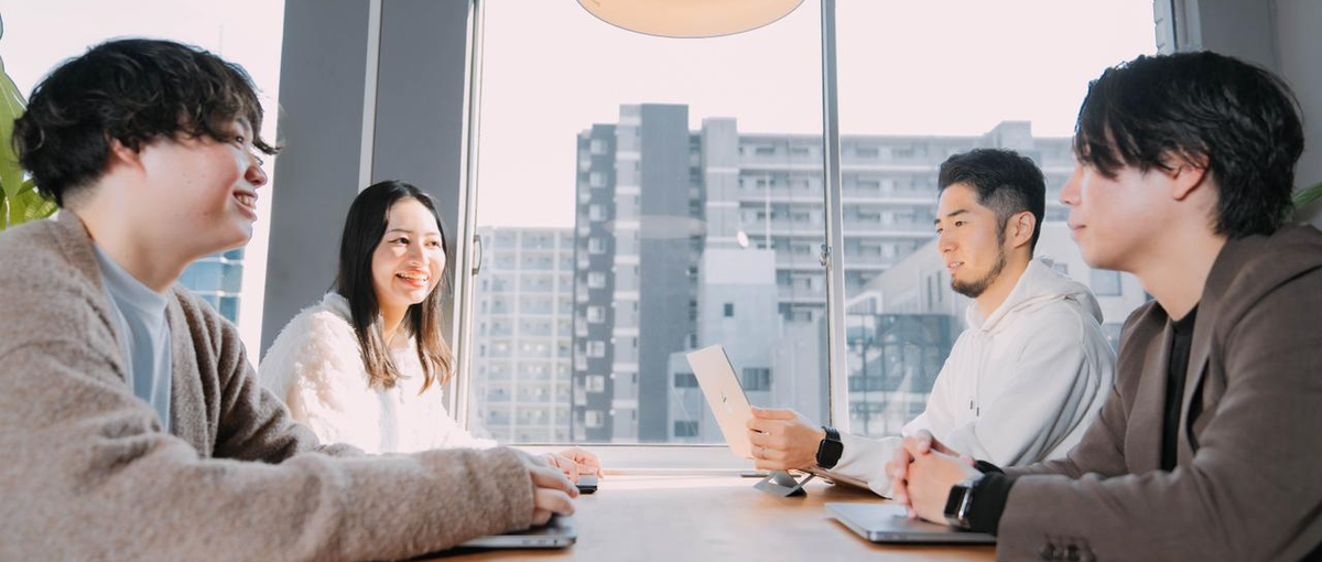 どこでも、誰にでも、モノが売れる人材に。人柄重視の営業ポジション募集！