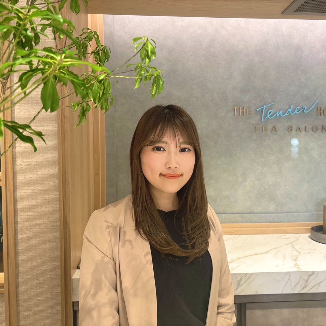 荒井 麻里奈