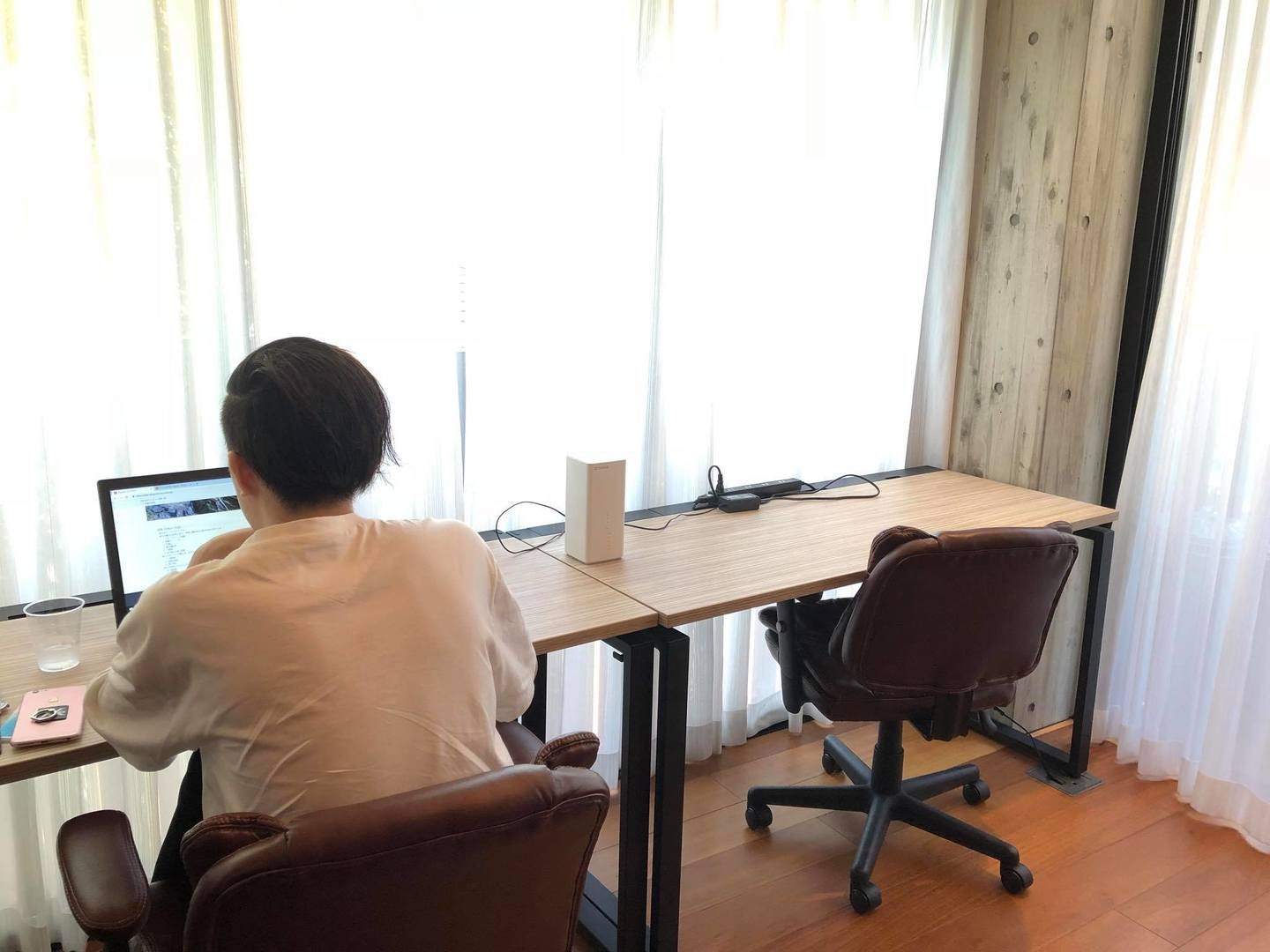 旅好きエンジニア必見！仕事も旅行も両方堪能したい？それ、うちの職場でできます！