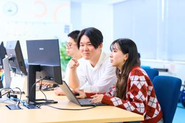 【残業月約10h】土日祝休/年休120日以上/産育実績あり！