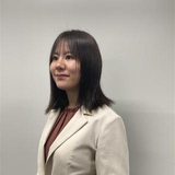 白藤 由衣
