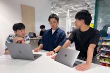 6.5億円調達済！540万社のデータで価値を創造するWebエンジニアを募集