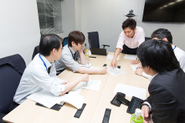 チームリーダーミーティングも頻繁に開催、サービス品質向上のため積極的に意見交換しています。
