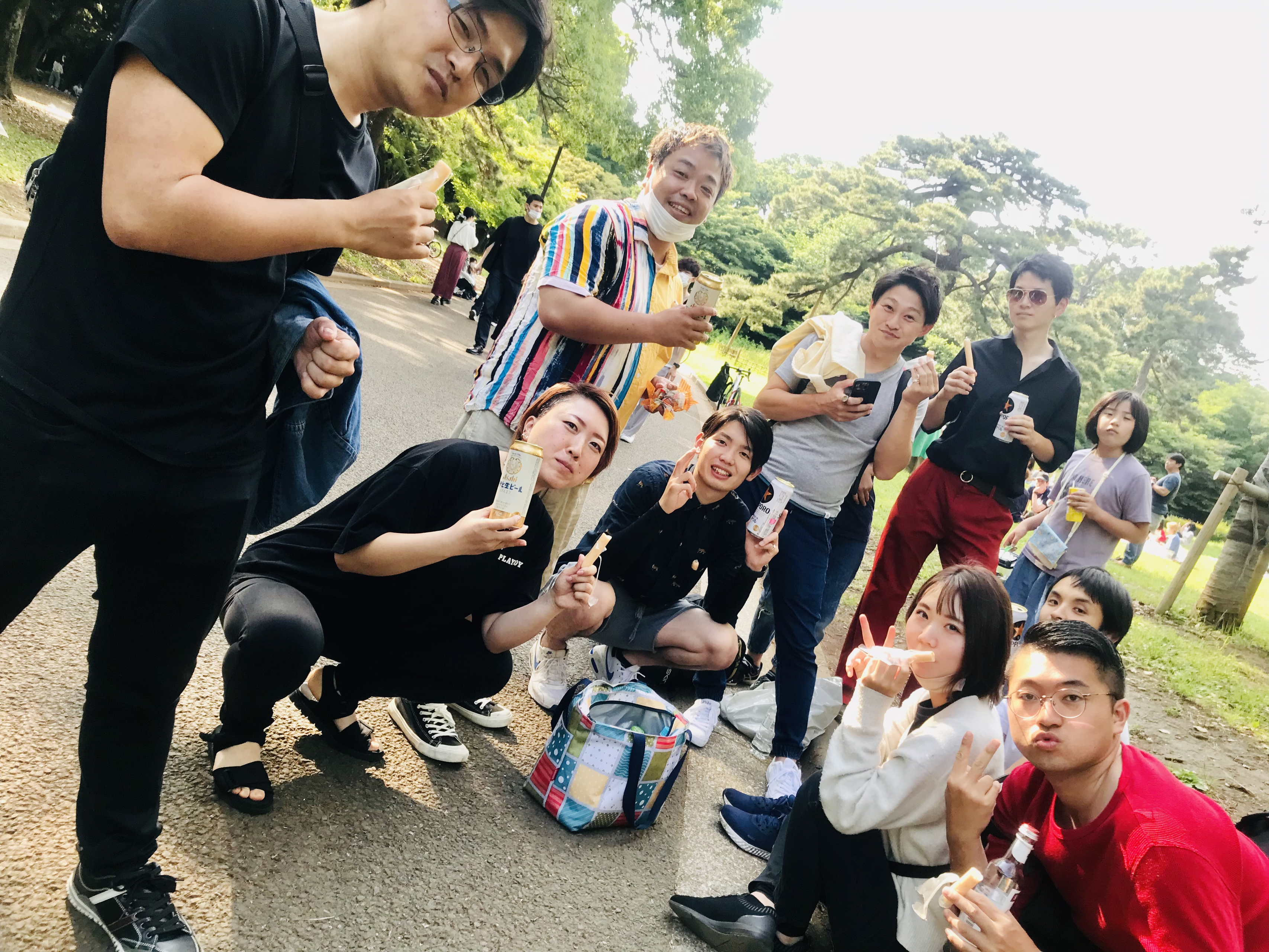 志事(シゴト)もガチ　遊びもガチ　　　　　　　オモロカッコイイ大人集団