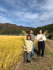 地域の事業者さんと一緒に魅力を発掘し、発信するお手伝いをしています。