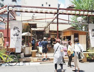 タイニーハウス・動産を使い暫定地活用をする「BETTARA STAND 日本橋」