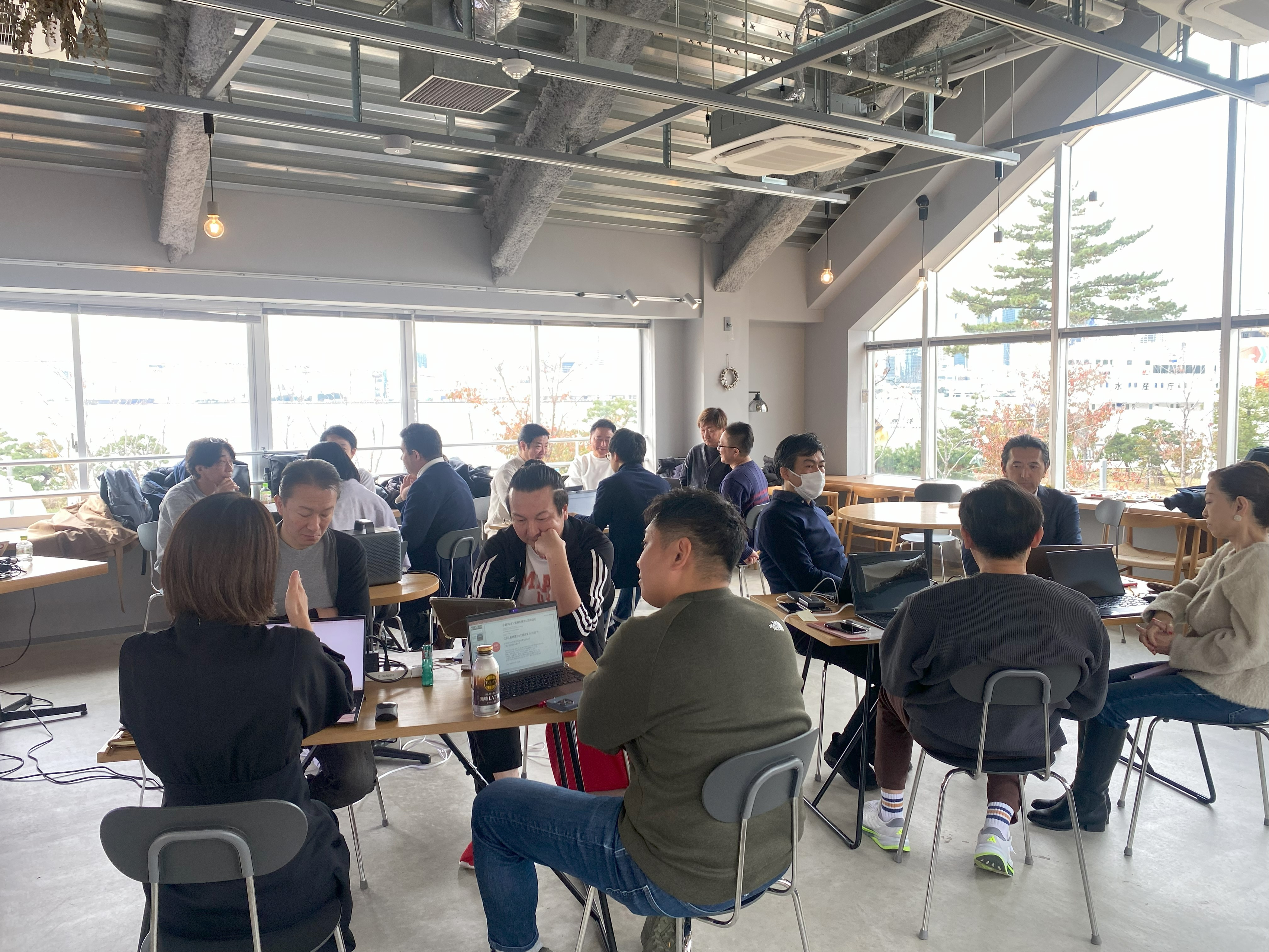 【イベントレポート】「リブランディングの意味と想いを自分の言葉で語る」ーーー幹部メンバーによるオフサイトミーティングを開催しました（DAY1）