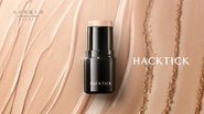 アットコスメでヒット中のスティック型ファンデーション「HACK TICK」。1本でベースメイクが完成する手軽さが特徴。オンライン発の人気商品を、今度はあなたの営業力で全国の売り場へ。