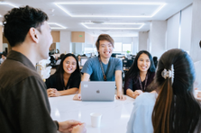 海外転職！急成長中のオンライン英会話サービスの運営スタッフを募集中！