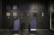 店舗１Fのギャラリースペース　日本の伝統技術を扱った展示イベントを企画し発信する
