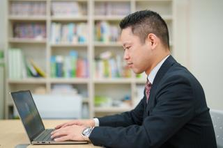 異業種からの挑戦も大歓迎！エンジニアと二人三脚でSES営業