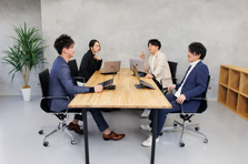 働き方相談可｜先進SNS運用で集客・ブランディングを牽引するWEBマーケ職