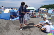 ただパソコンに向かっているだけでなく、現地に足を運んで調査もします！