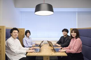 カンパニー内では委員会制度を設けており、チームの垣根を越えてより良いカンパニーづくりを進めています。